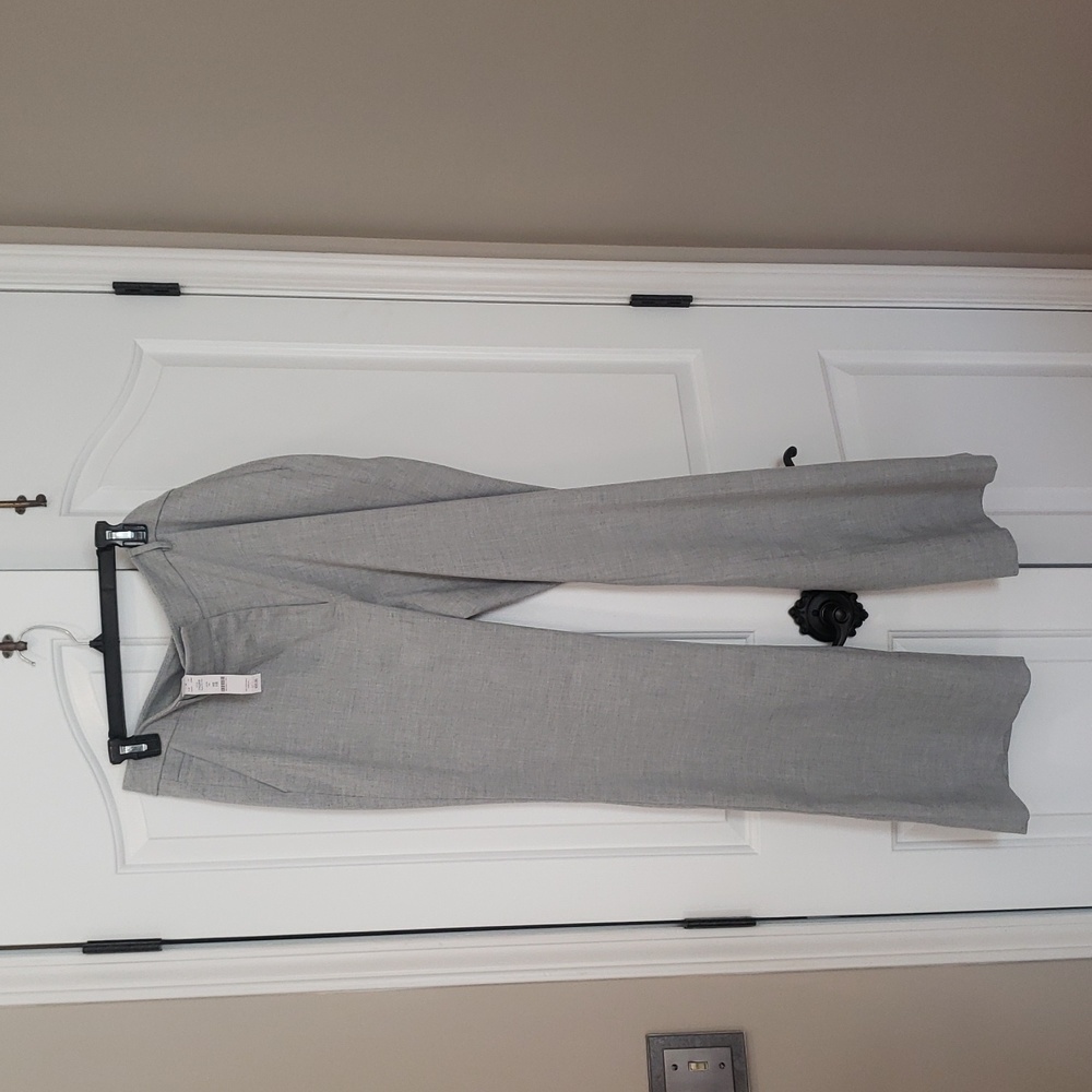 NWT White House black Market Size 14 Grey Flare pants